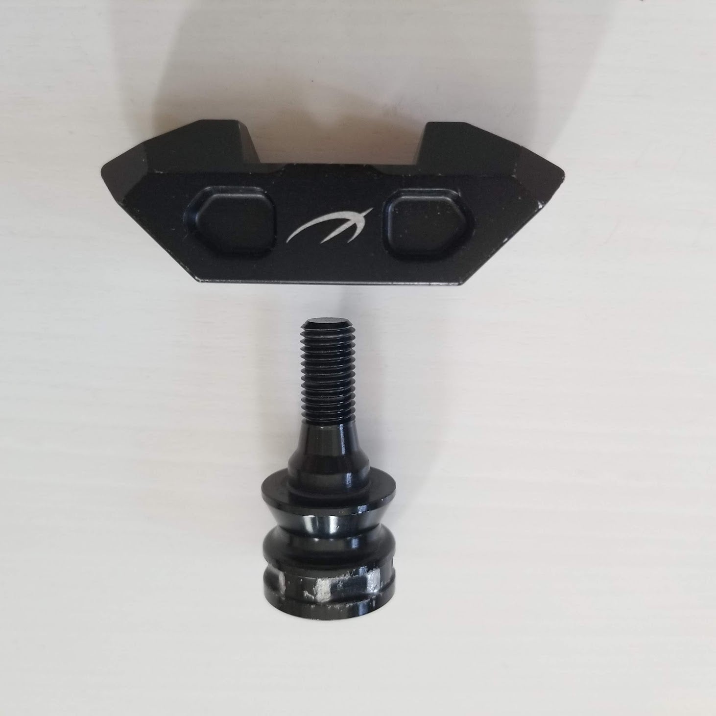 WIN&WIN HMC PLUS センタースタビライザー 28インチ | アシスト