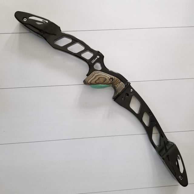 アシストアーチェリー